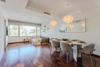 Beachside apartment - 1