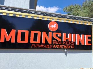 Moonshine walkers furnished apartments - 8