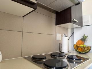 Dainfern Cosy Condo - 1