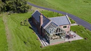 Huckleberry Cottage at Black Horse Beamish - 1