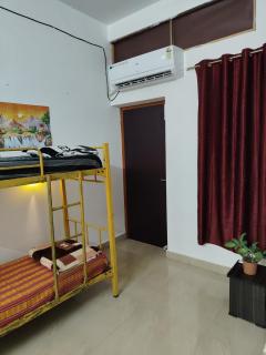 Sanchari hostel - 5