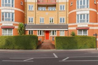 Comfortable 2 Bed Apartment by Tower Bridge - 5