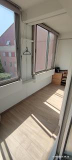 Chic & Cozy 95m Apartment Perfect for Families - 9