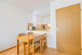 Ferienwohnpark Immenstaad am Bodensee Zwei-Zimmer-Apartment 49 22 - 1