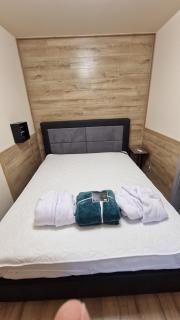 Queen Emma's Place - 6
