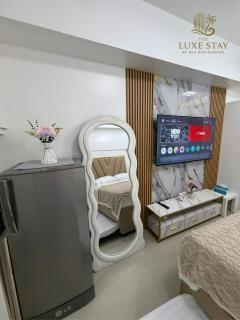 The Luxe Stay at Sea Residences - 3