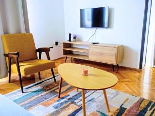 Tunti Lake View Apartment - 8