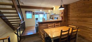 Wooded Wonder-2 Bedroom Ski-in and out with Hot Tub - 3