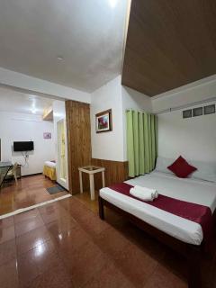 Axis Pension Hotel - 7