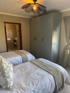 The Pecan Cottage - 3