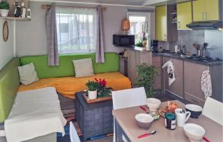 3 Bedroom Lovely Stacaravan In Trégunc - 7