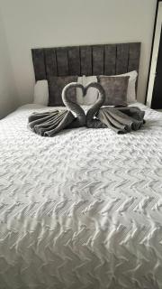 Sofi's Stay, Cosy 3 bed house, 5 mins Walk to Leeds City Centre - 2