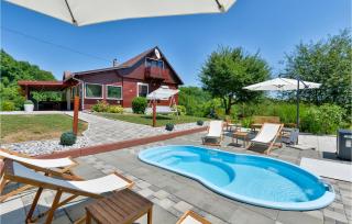 Pet Friendly Home In Mrzlo Polje - 0