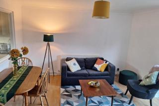 Cottage - Sleeps 4 - Parking - WiFi - 9