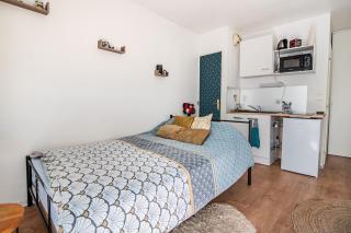 Studio Les Cèdres, central et chaleureux ! - 4