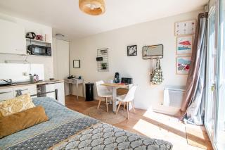 Studio Les Cèdres, central et chaleureux ! - 1