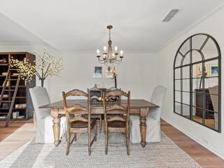 North Dallas Retreat - 3 BR - Spacious Backyard - 0