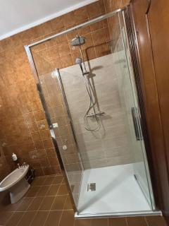 House in the park! Free parking and convenient to Venice - 3