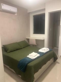 LINDA CASA EM CONDOMINIO de LUXO PERTO DA PRAINHA - 1