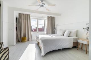 Rembrandts beach view - 5