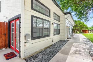 Heroes Lair at Coddiwomple Cottages - 4