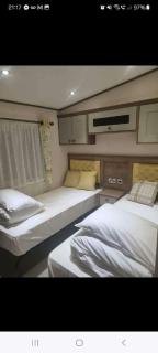 Pendine Sands - Holiday Accommodation 13567 - 3