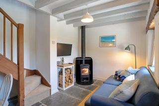 Finest Retreats - Demelza Cottage - 0