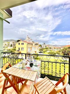 Hostdomus - Blue Wave Apartment - 0