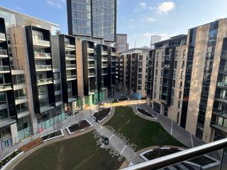 Centrally Located Studio-flat - 3