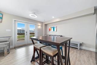 Pipedreams 333 E home - 4