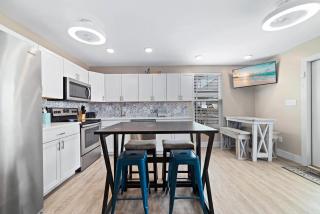 Pipedreams 333 E home - 1