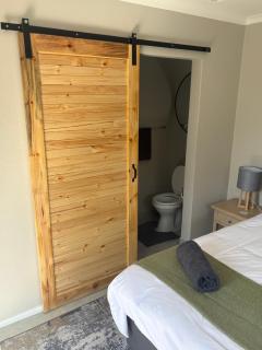 Serenity Luxury Guesthouse - 7