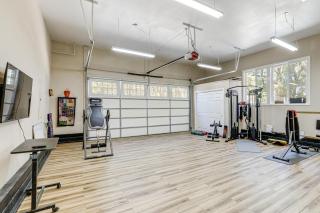 All-Season Outdoor Base Camp Gold Country Home! - 7