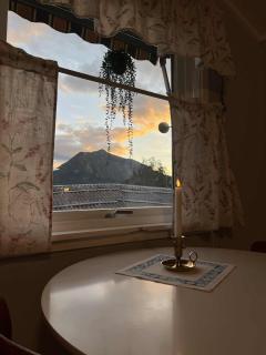 Home with a view - 4