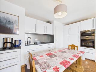Charmant T2 rénové, skis aux pieds, balcon sud, parking inclus, 6 pers - Montvalezan - FR-1-398-540 - 9