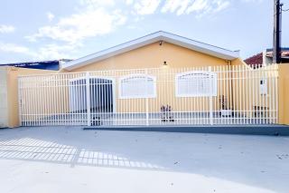 Casa espaçosa, 3 quartos com ar + 2 vagas - 2