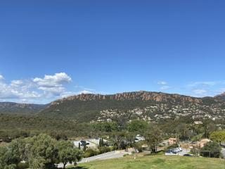 Studio lumineux 1er étage avec terrasse couverte, accès piscines - 4 pers - FR-1-504-665 - Saint-Raphaël - 6