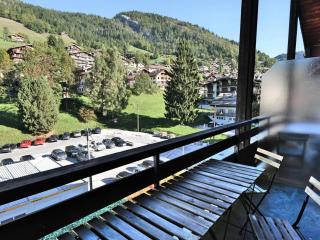 Superbe Studio Mezzanine Rénové au Cœur du Grand Bornand – 4 Couchages, Balcon, Proche Commerces et Ski - FR-1-458-162 - 3