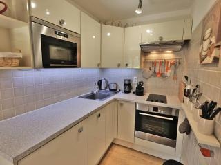 T2 rénové au Grand-Bornand avec balcon, parking et terrasse, 4 pers, proche village - FR-1-458-205 - 4