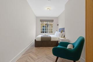 Bright 2BR Near Hyde Park Gardens With Washer - 4