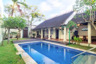The Dutch Bungalow Seminyak - 0
