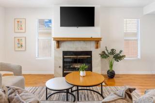 Spacious Culver City 4BR - Half Block from Amazon - 7