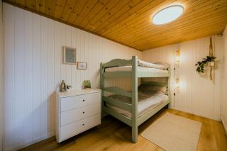 The Alpine Nest on the Sunny Slope with Hot Tub - 7