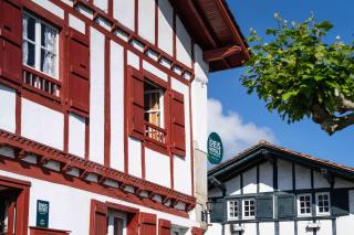 Logis Hôtel Baratxartea - 0