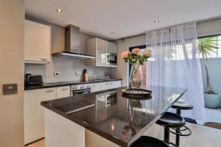 Loader Street Studios 5 by CTHA - 4