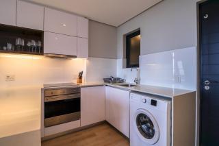 Sixteen on Bree 1425 by CTHA - 1