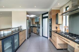 Bayhill Terrace 17 by CTHA - Cape Town - 8
