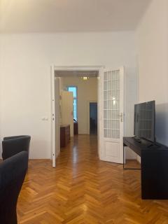 Carlton Suites - 5