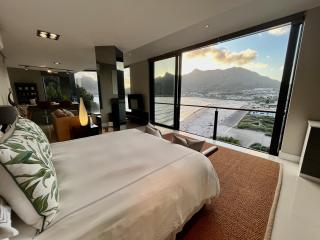 The Leopard Rock Suite with uninterrupted beach views - 3