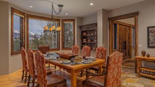 Alpenglow Peaks Lodge - 2
